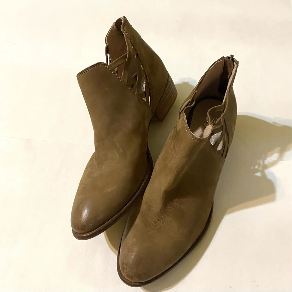 Seychelles Women's  Tan Ankle Boots
